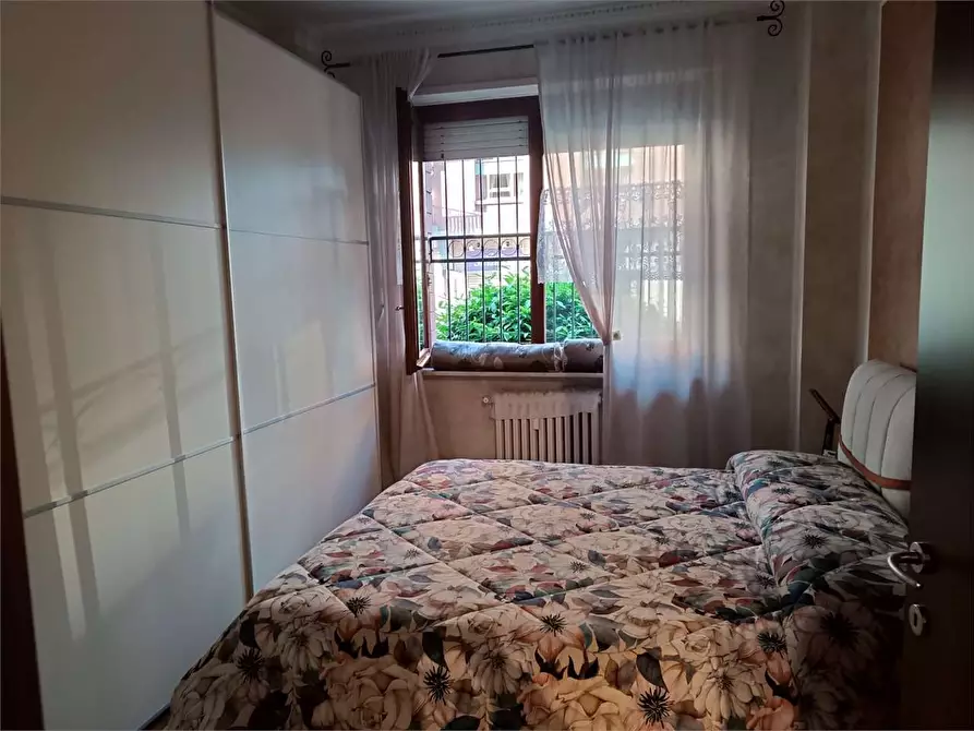 Immagine 12 di Quadrilocale in vendita  a Torino