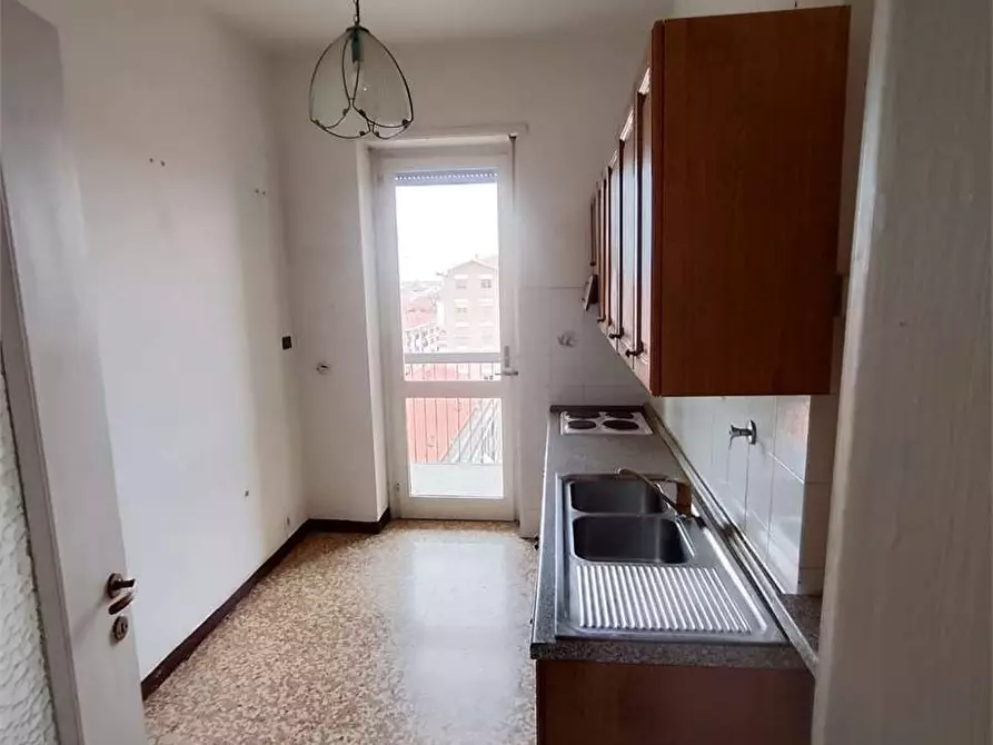 Immagine 12 di Quadrilocale in vendita  a Settimo Torinese