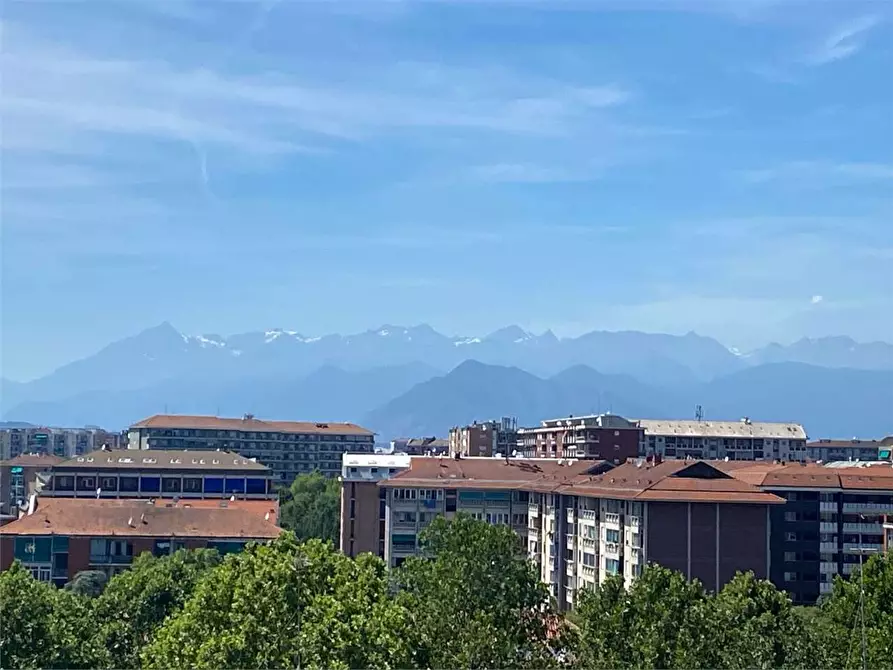 Immagine 18 di Quadrilocale in vendita  a Torino