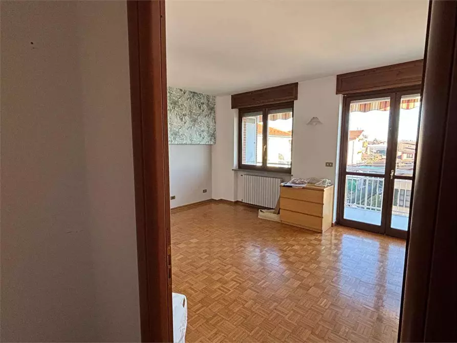 Immagine 17 di Trilocale in vendita  a Trofarello