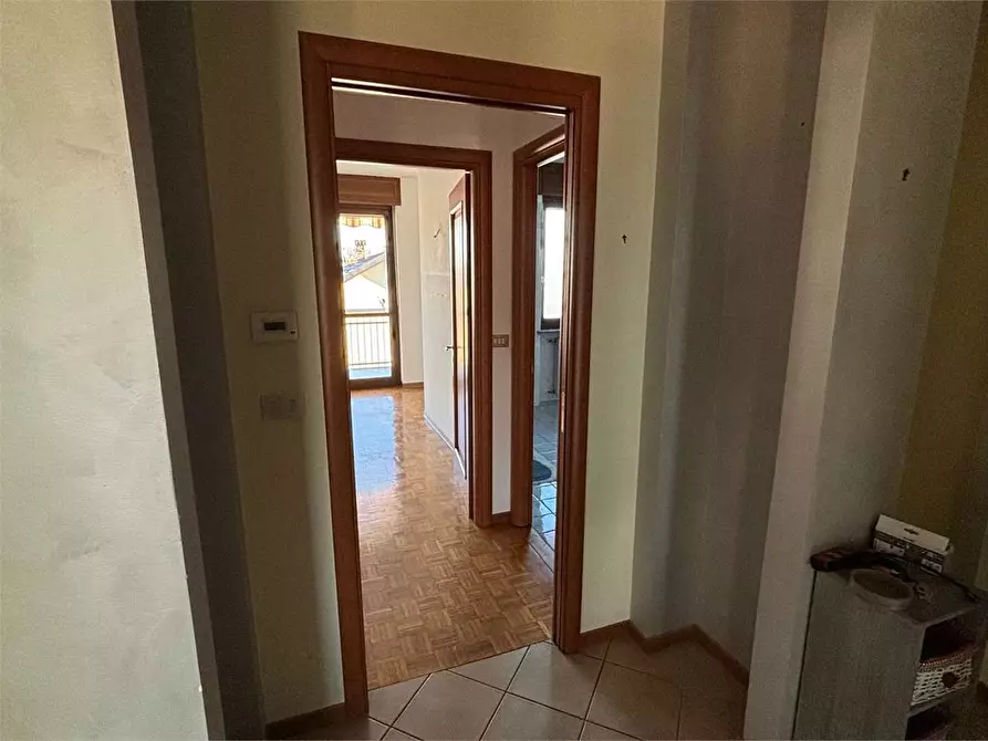 Immagine 7 di Trilocale in vendita  a Trofarello