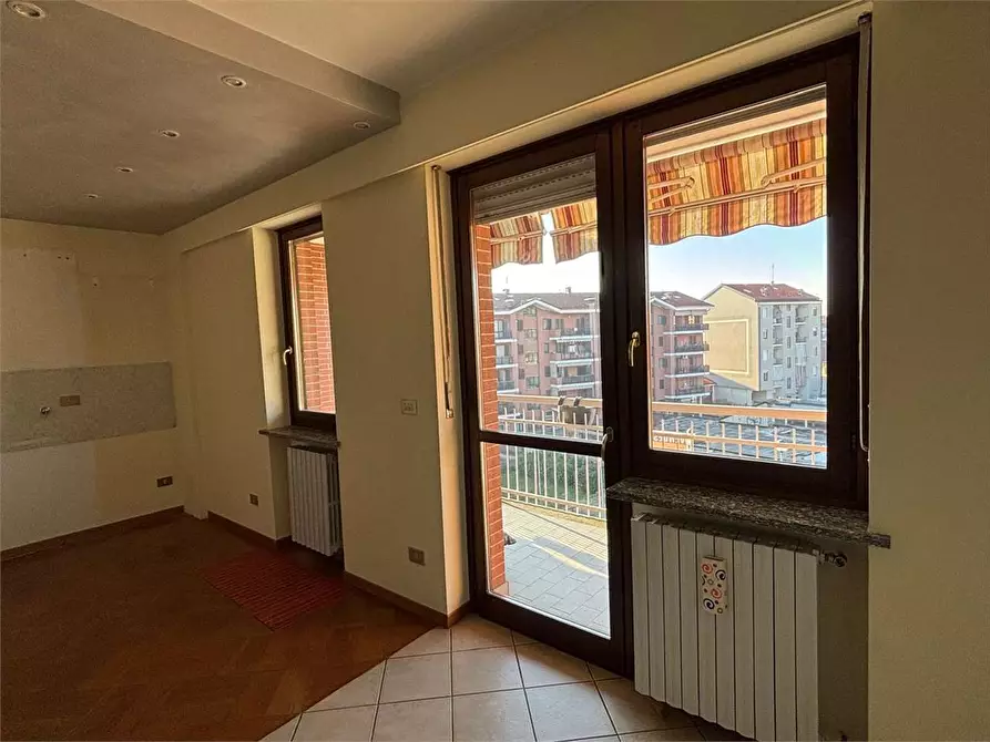Immagine 8 di Trilocale in vendita  a Trofarello