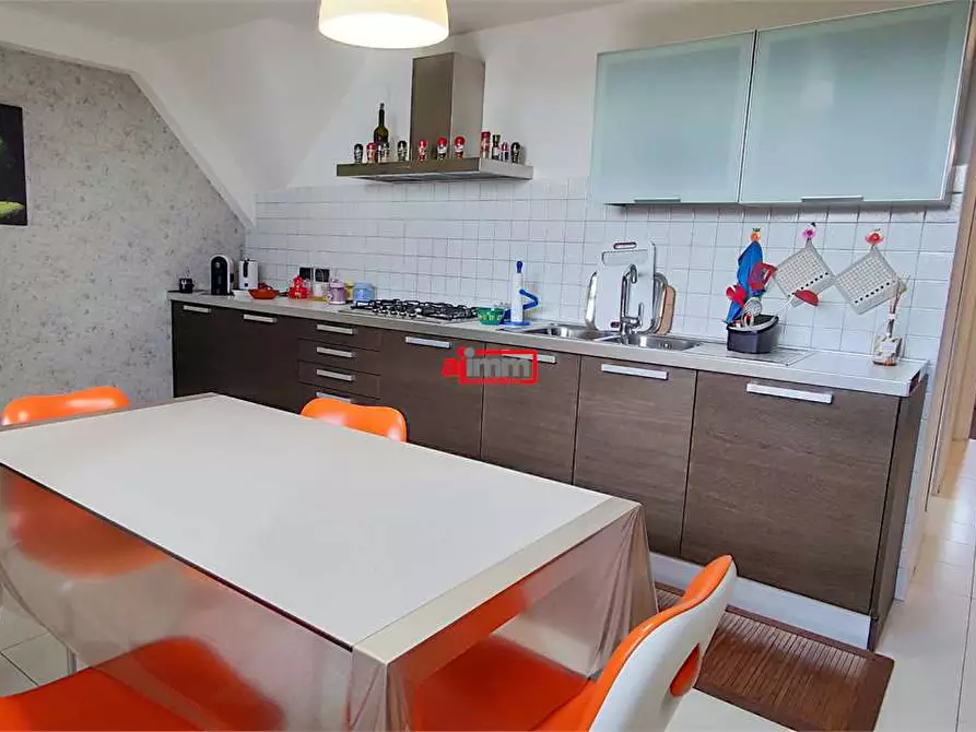 Immagine 8 di Appartamento in vendita  in Barlaam da seminara 36 a Catanzaro