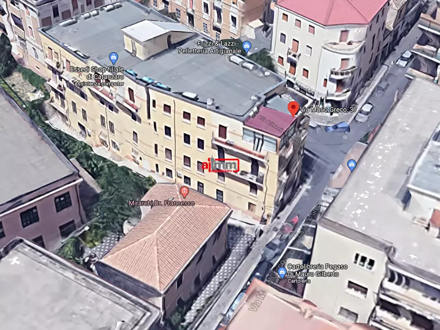 Immagine 2 di Negozio in vendita  in via Mario Greco 37 a Catanzaro