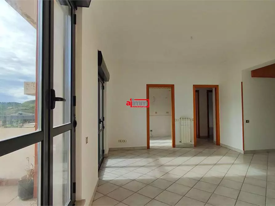 Immagine 7 di Appartamento in vendita  in conti ruffo 40/b a Catanzaro