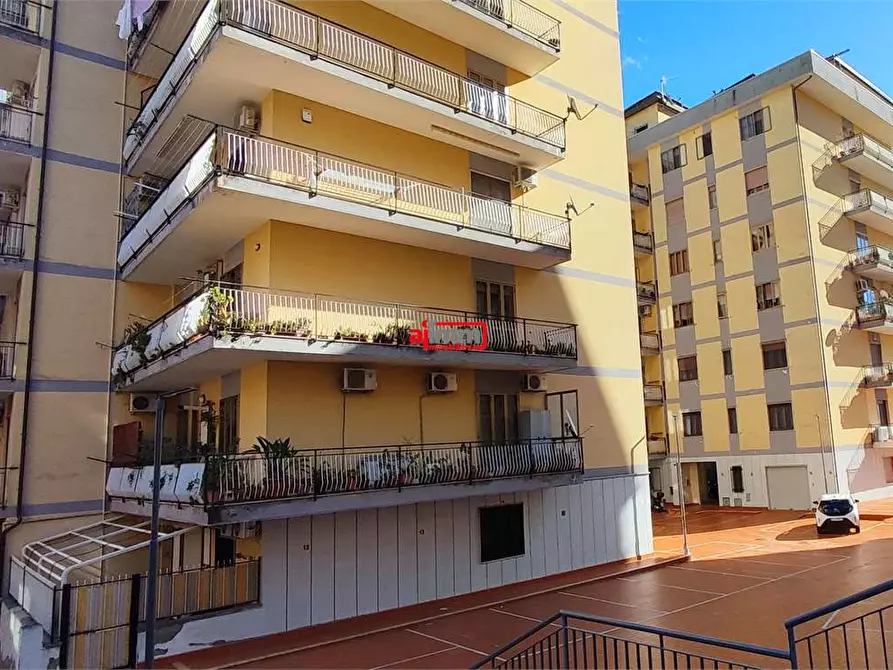 Immagine 2 di Appartamento in affitto  in Viale Dei Normanni a Catanzaro