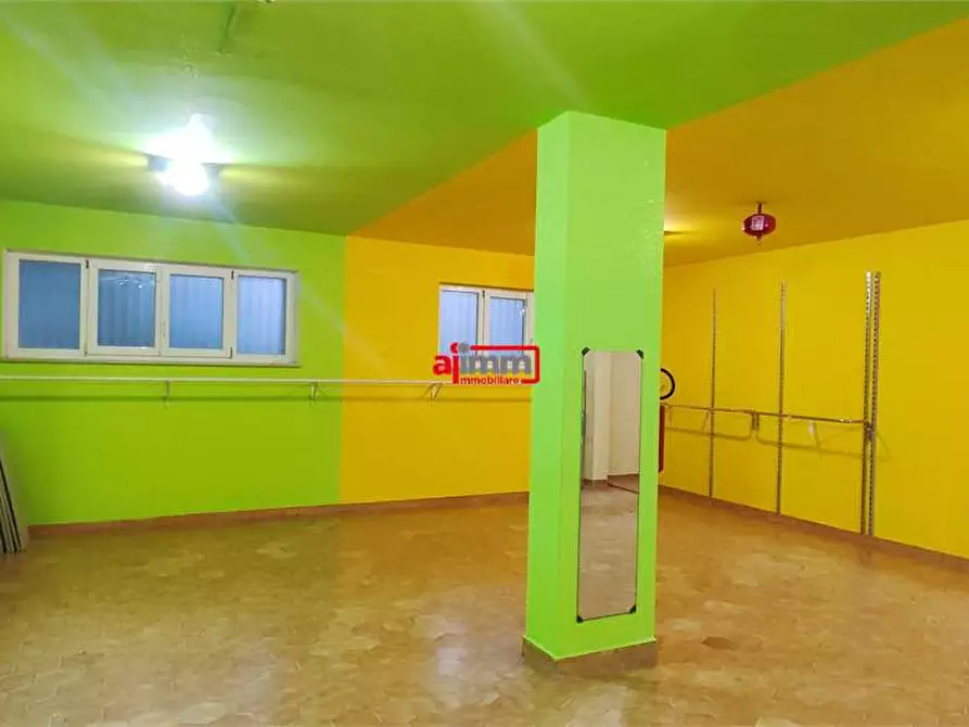 Immagine 15 di Negozio in affitto  in Via Passo dell'Agrifoglio a Catanzaro