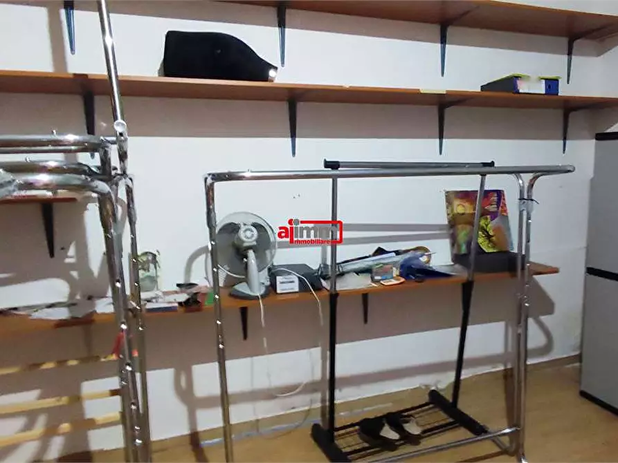 Immagine 22 di Negozio in affitto  in Via Passo dell'Agrifoglio a Catanzaro