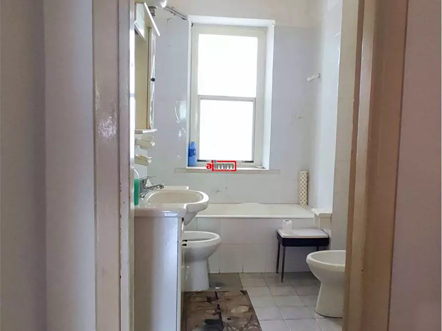 Immagine 12 di Appartamento in vendita  in Via Galeazzo di Tarsia a Catanzaro