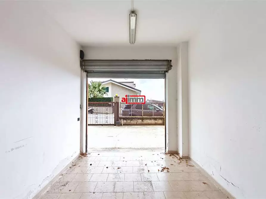 Immagine 5 di Garage in affitto  in Via Paul Herris a Catanzaro