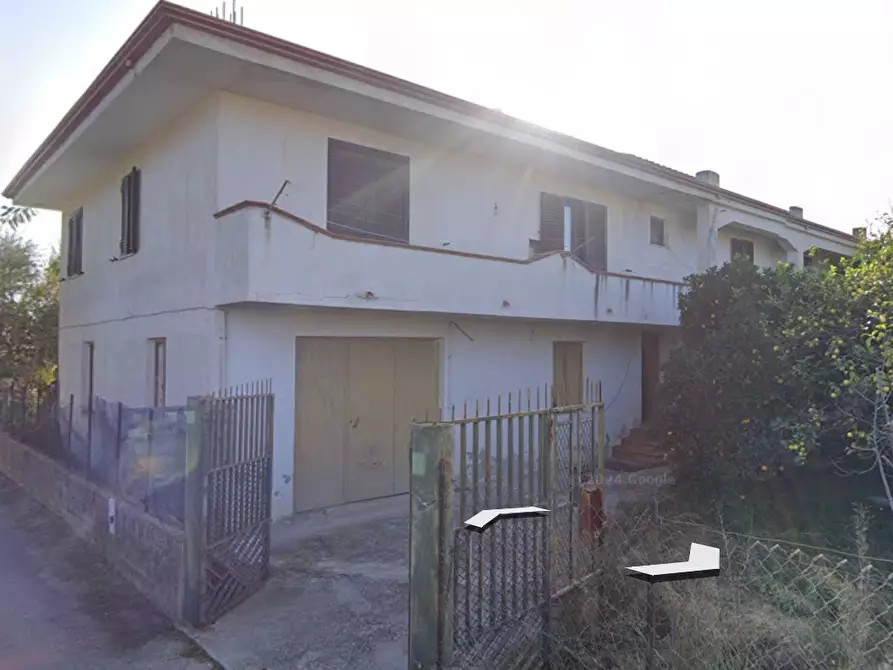 Immagine 1 di Appartamento in vendita  in VIA DELLE PRIMULE 2 a Crotone