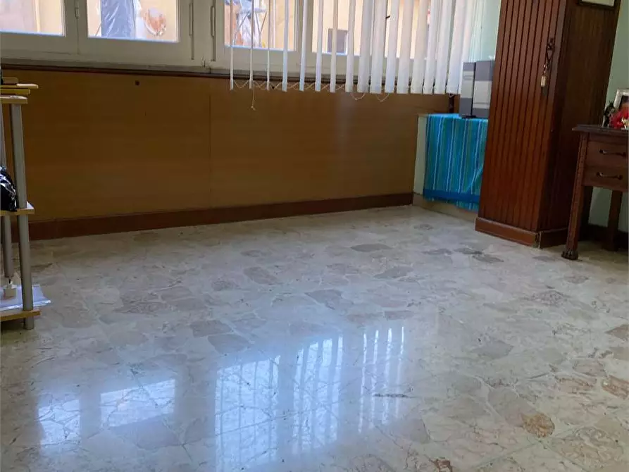 Immagine 9 di Appartamento in vendita  in mario nicoletta 45 a Crotone