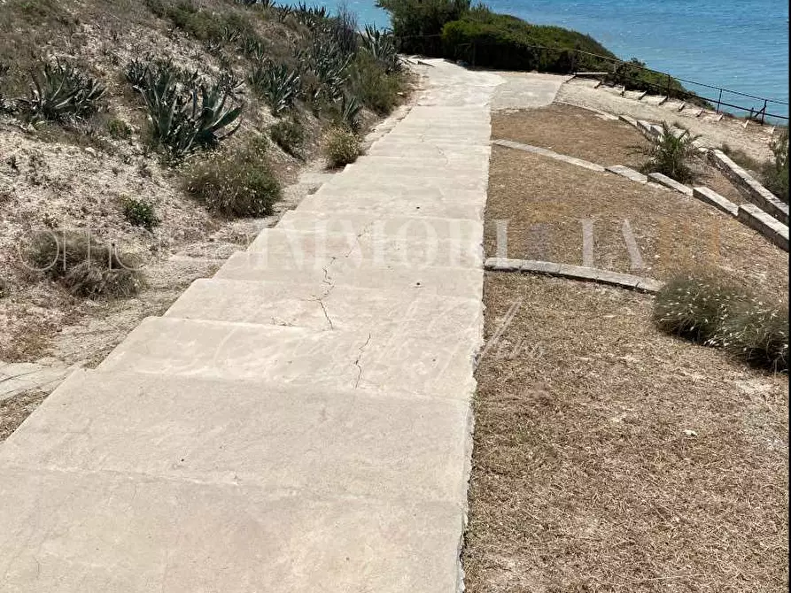 Immagine 2 di Appartamento in vendita  in Villaggio Selene a Isola Di Capo Rizzuto