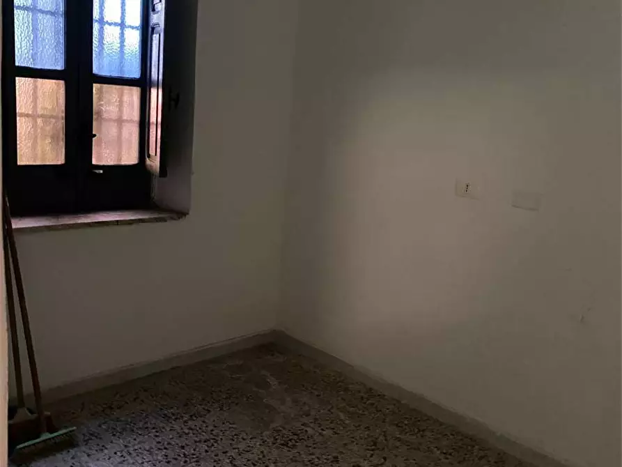 Immagine 8 di Ufficio in affitto  in corso mazzini 91 a Crotone