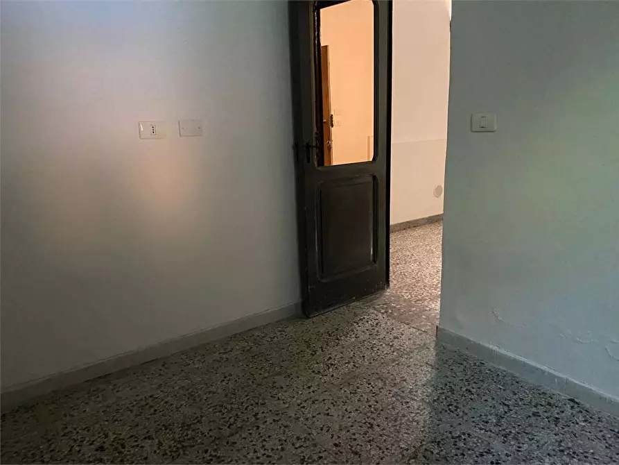 Immagine 9 di Ufficio in affitto  in corso mazzini 91 a Crotone