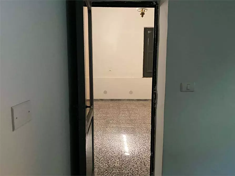 Immagine 10 di Ufficio in affitto  in corso mazzini 91 a Crotone