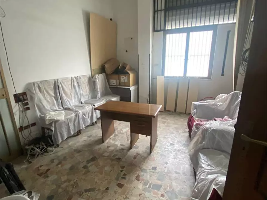 Immagine 8 di Negozio in vendita  in VIA GIOVANNI PAOLO II 51 a Crotone