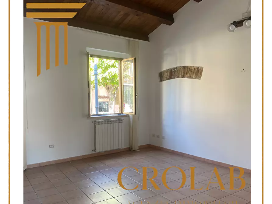 Immagine 4 di Ufficio in affitto  in LARGO COVELLI 1 a Crotone