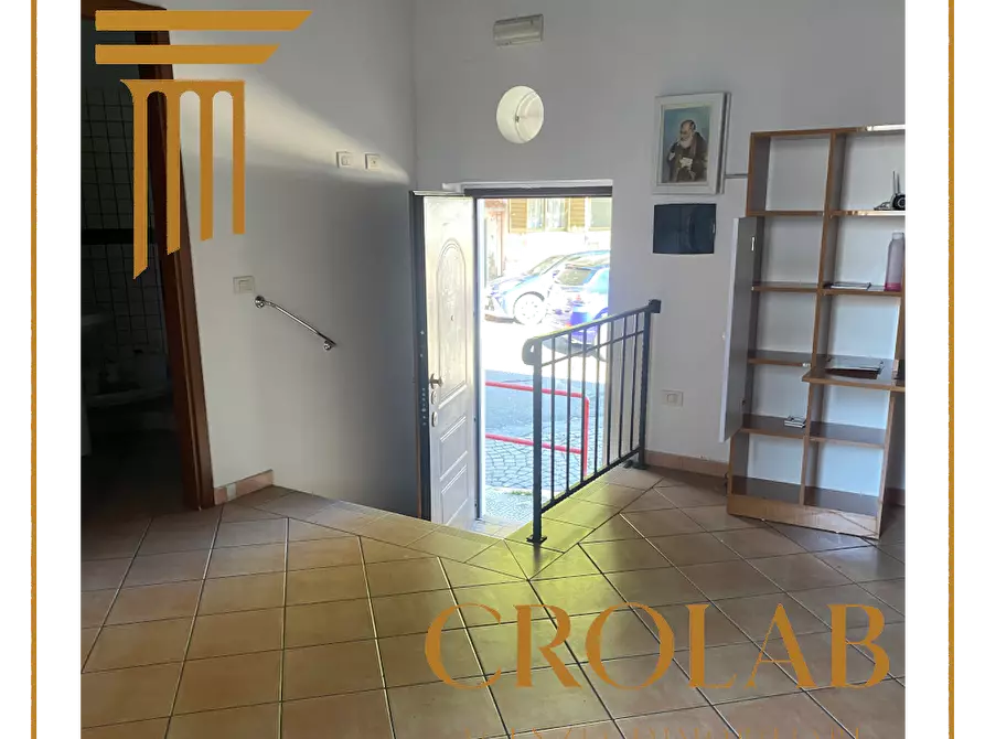 Immagine 6 di Ufficio in affitto  in LARGO COVELLI 1 a Crotone