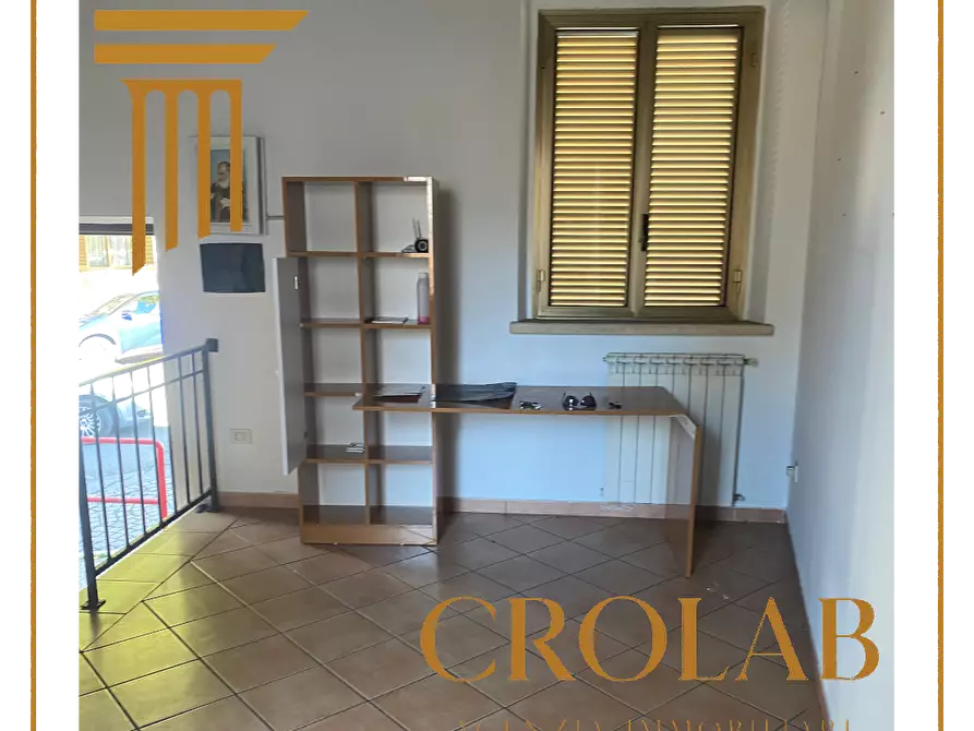 Immagine 7 di Ufficio in affitto  in LARGO COVELLI 1 a Crotone
