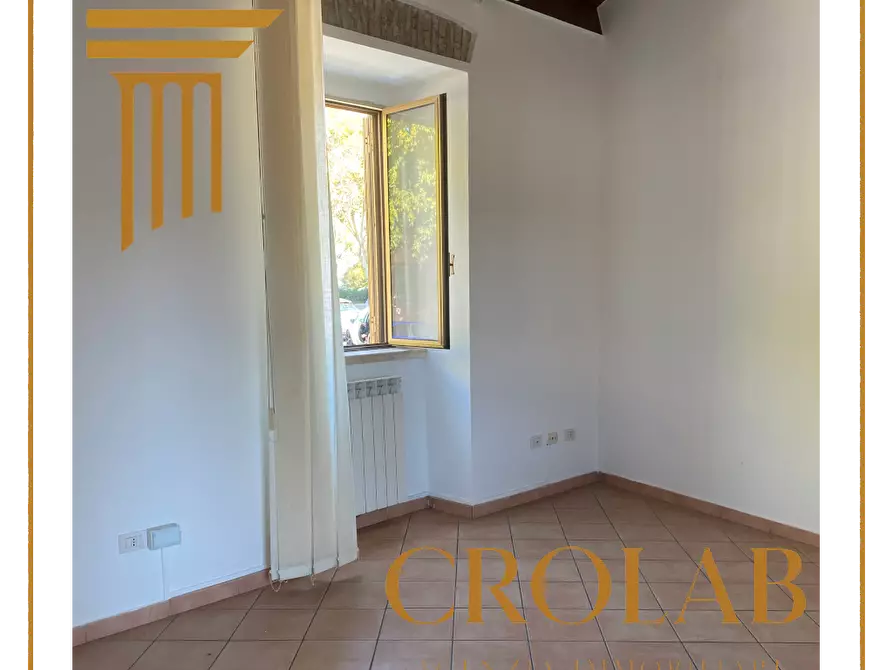 Immagine 9 di Ufficio in affitto  in LARGO COVELLI 1 a Crotone