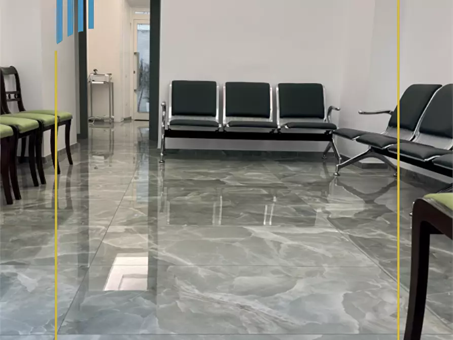 Immagine 1 di Ufficio in affitto  in Via Poggioreale 99 a Crotone