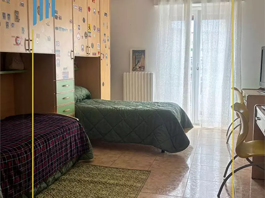 Immagine 4 di Appartamento in vendita  in Via dei mille 13 a Crotone