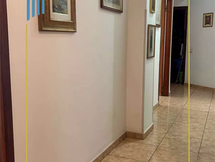 Immagine 9 di Appartamento in vendita  in Via dei mille 13 a Crotone