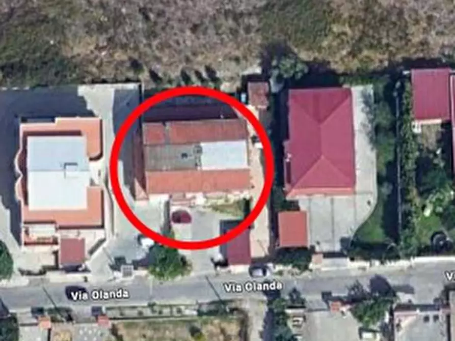 Immagine 3 di Appartamento in vendita  a Crotone