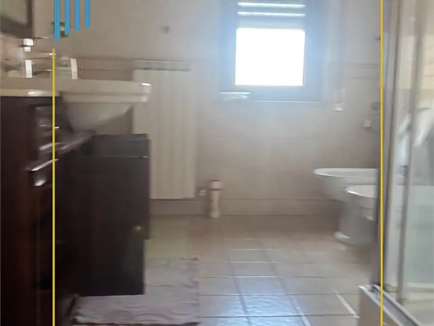 Immagine 6 di Appartamento in affitto  in VIA COTRONEI 11 a Crotone