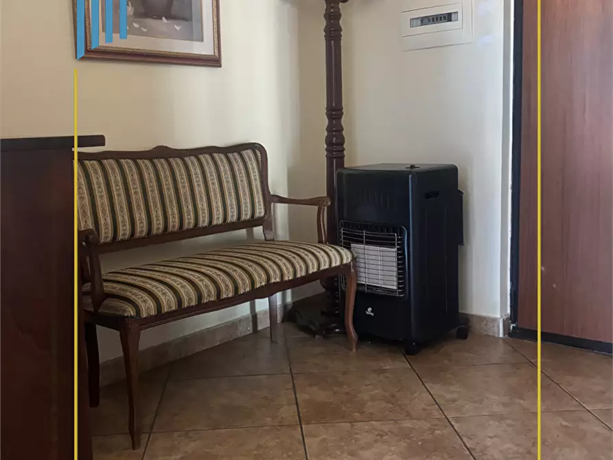 Immagine 14 di Appartamento in affitto  in VIA COTRONEI 11 a Crotone