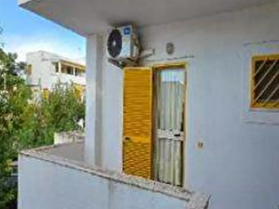 Immagine 10 di Appartamento in vendita  a Isola Di Capo Rizzuto