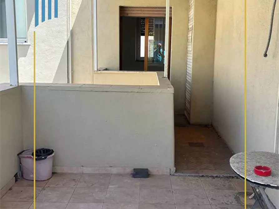 Immagine 12 di Ufficio in affitto  in corso mazzini 91 a Crotone