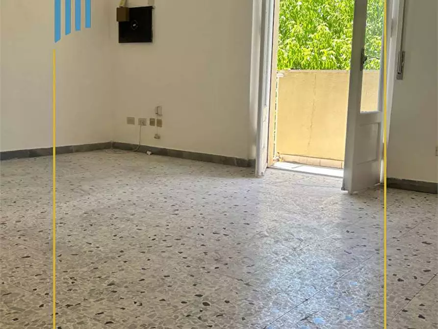 Immagine 14 di Ufficio in affitto  in corso mazzini 91 a Crotone