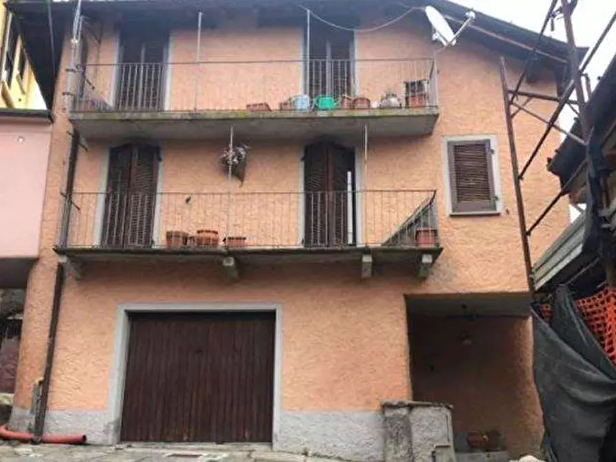 Immagine 1 di Appartamento in vendita  in Via Garibaldi  26 a Duno