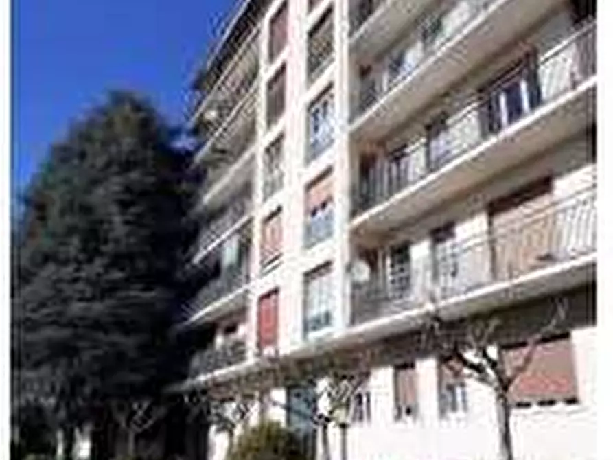 Immagine 1 di Appartamento in vendita  in via Adua 19 19 a Vedano Olona