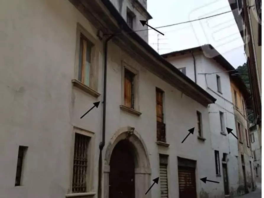 Immagine 1 di Porzione di casa in vendita  in Via Martinelli Foscarini n. 23 2 a Arcisate