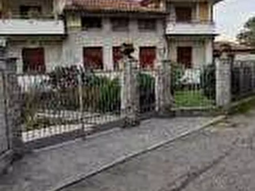 Immagine 1 di Casa bifamiliare in vendita  in Via Agello 53 a Varese