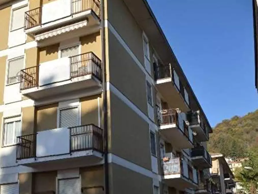 Immagine 1 di Appartamento in vendita  in via Matteotti  51 a Arcisate