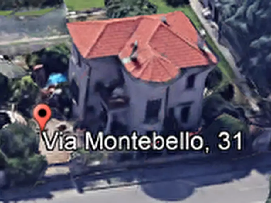 Immagine 1 di Stabile in vendita  in Via Montebello 31 a Legnano