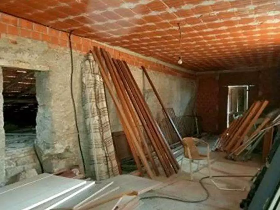 Immagine 7 di Capannone industriale in vendita  in via Libertà , 69 69 a Casalzuigno