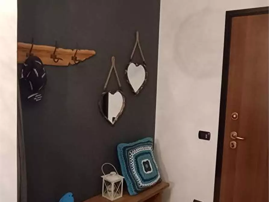 Immagine 7 di Appartamento in vendita  in piazza aldo moro a Lavena Ponte Tresa