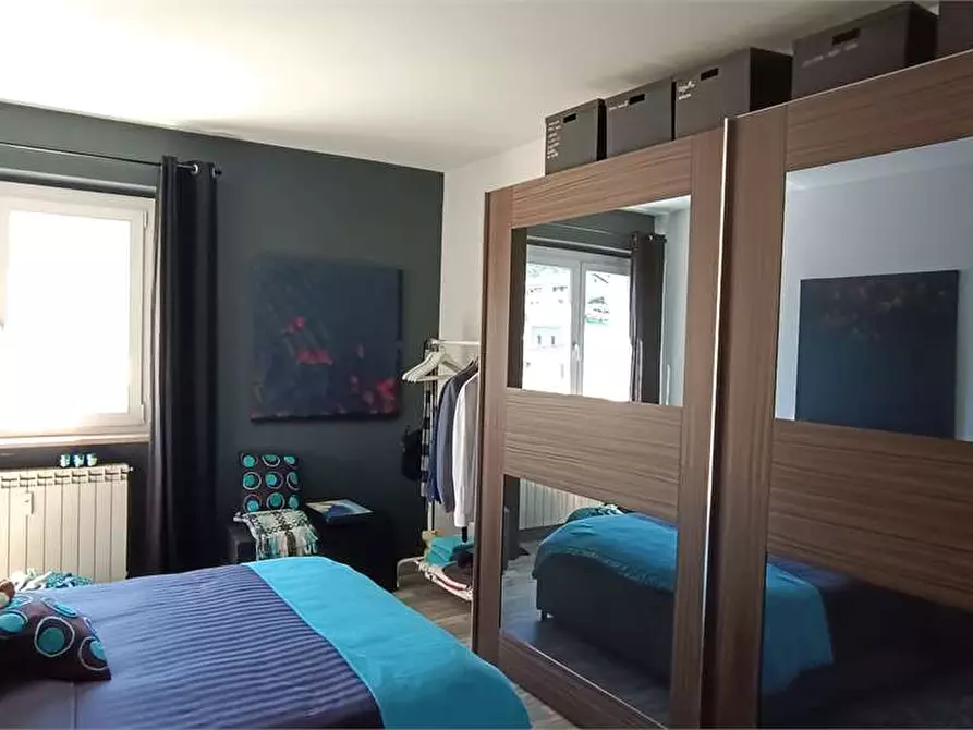 Immagine 18 di Appartamento in vendita  in piazza aldo moro a Lavena Ponte Tresa