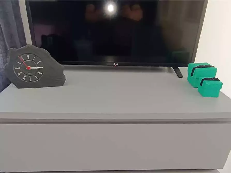 Immagine 28 di Appartamento in vendita  in piazza aldo moro a Lavena Ponte Tresa