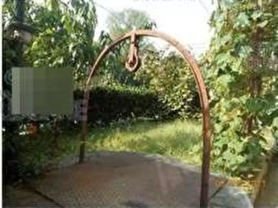 Immagine 2 di Villetta a schiera in vendita  in via Mirasole 4 4 a Laveno-Mombello