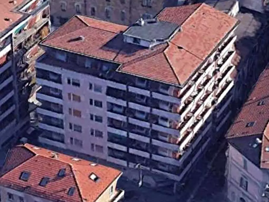 Immagine 1 di Appartamento in vendita  in Via Giuseppe Grandi 2 2 a Varese
