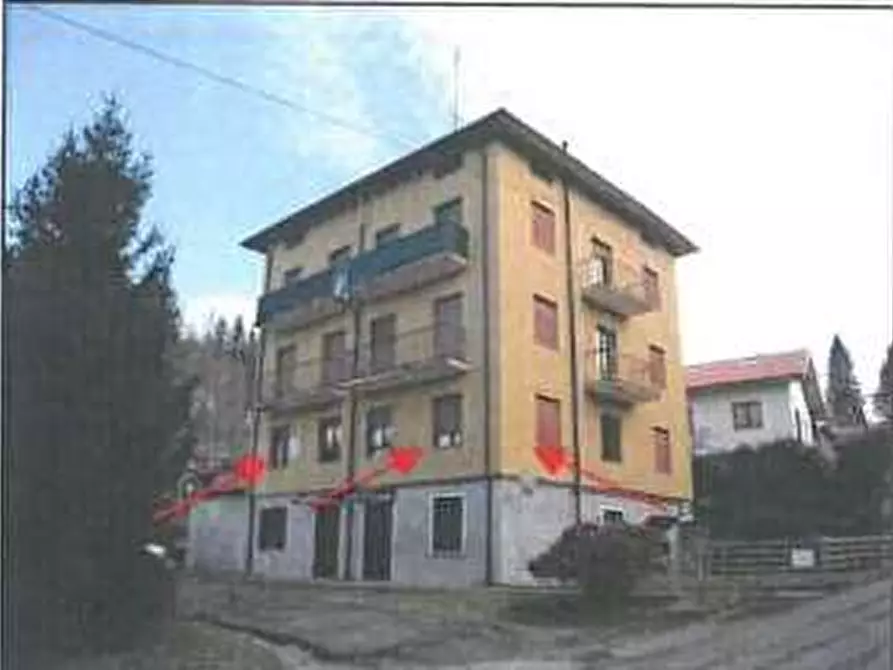 Immagine 1 di Appartamento in vendita  in via Verbano a Montegrino Valtravaglia