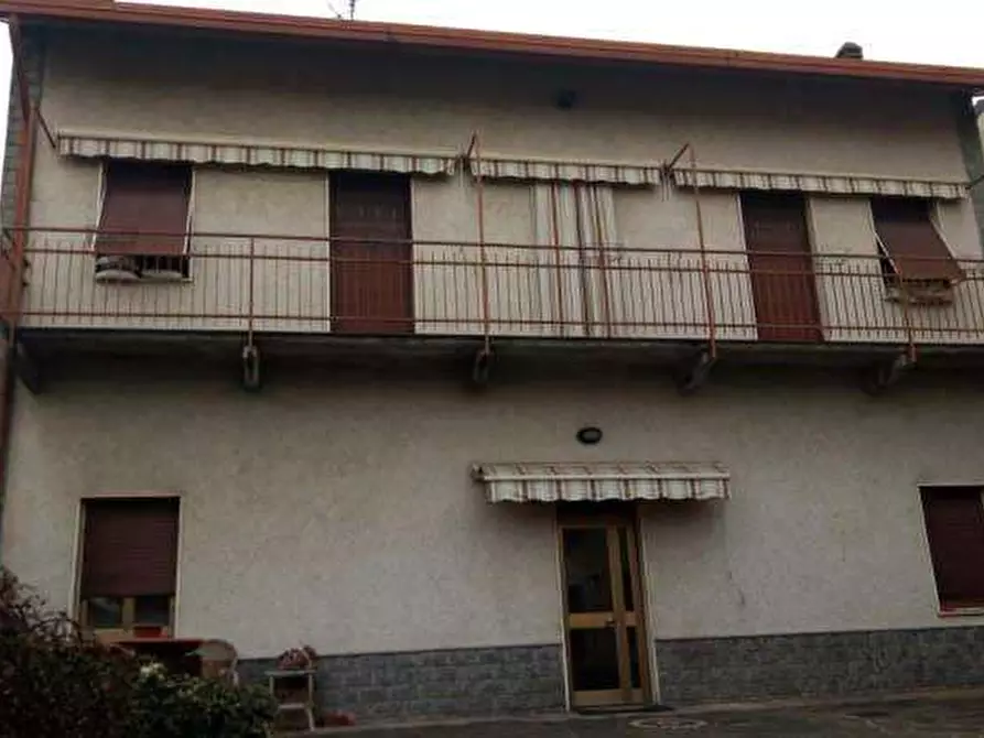 Immagine 1 di Appartamento in vendita  in Via Vicinale del Ponte 6 a Busto Arsizio