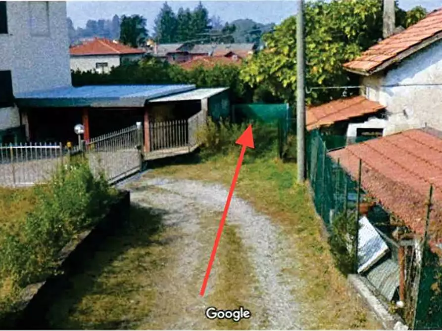 Immagine 1 di Terreno agricolo in vendita  a Gazzada Schianno