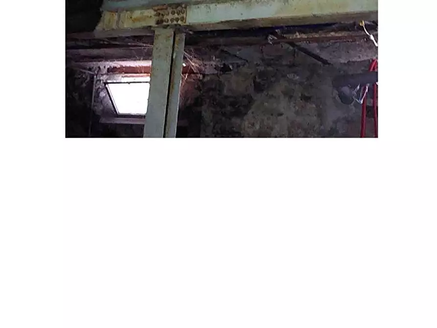 Immagine 24 di Appartamento in vendita  in Piazza Santo Stefano 4 4 a Laveno-Mombello